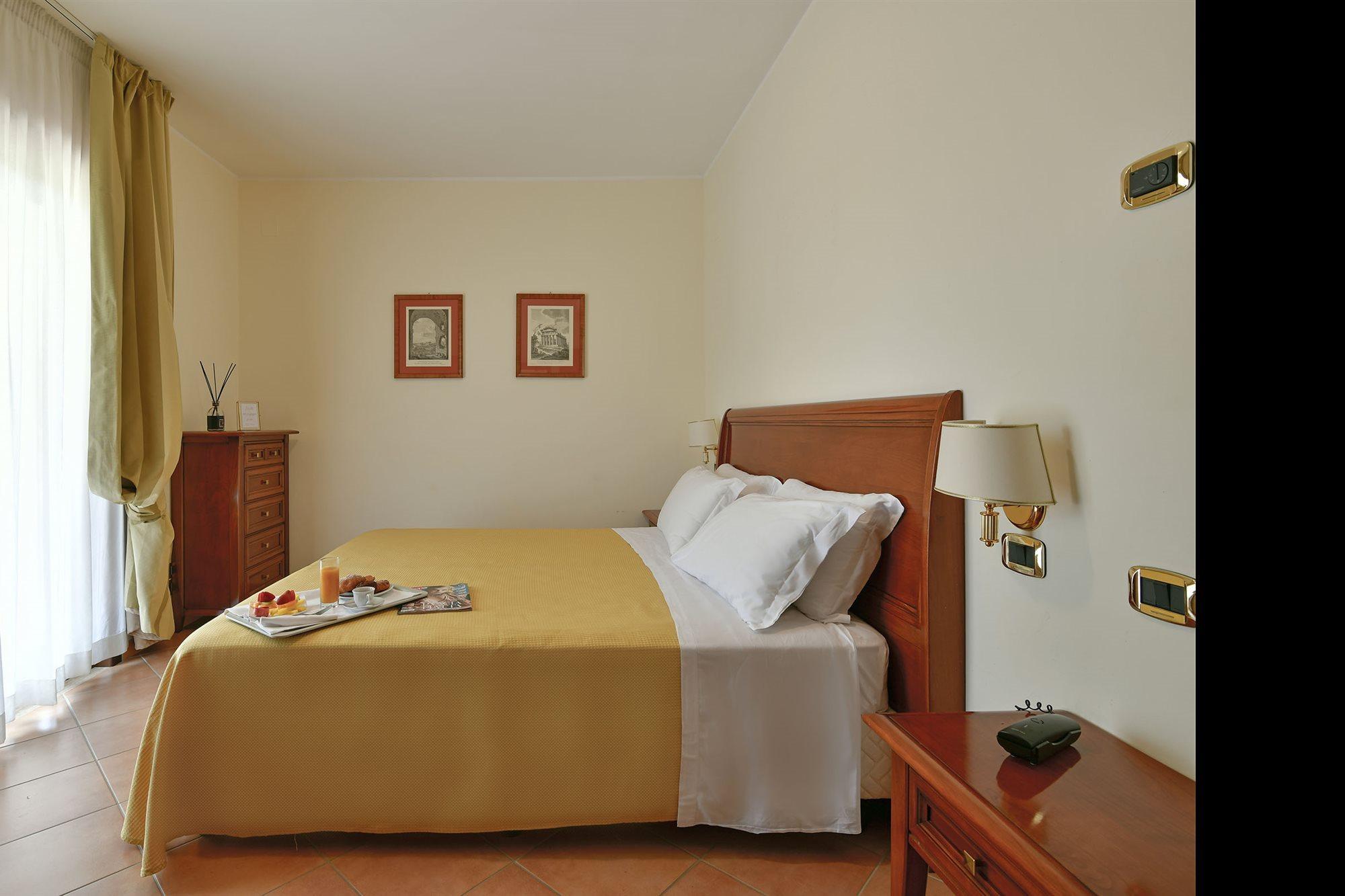 Minerva Resort Hotel Paestum Ngoại thất bức ảnh